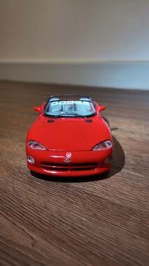 Dodge Viper RT/10 "Official Pace Car" 1:24 Scale Diecast Model – Maisto
